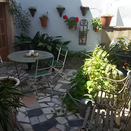Rua Das Rosas 22/b&b Bed & Breakfast Figueira da Foz