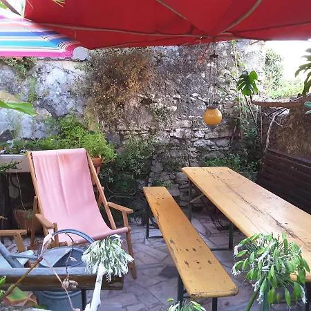 Bed & Breakfast Rua Das Rosas 22/b&b *